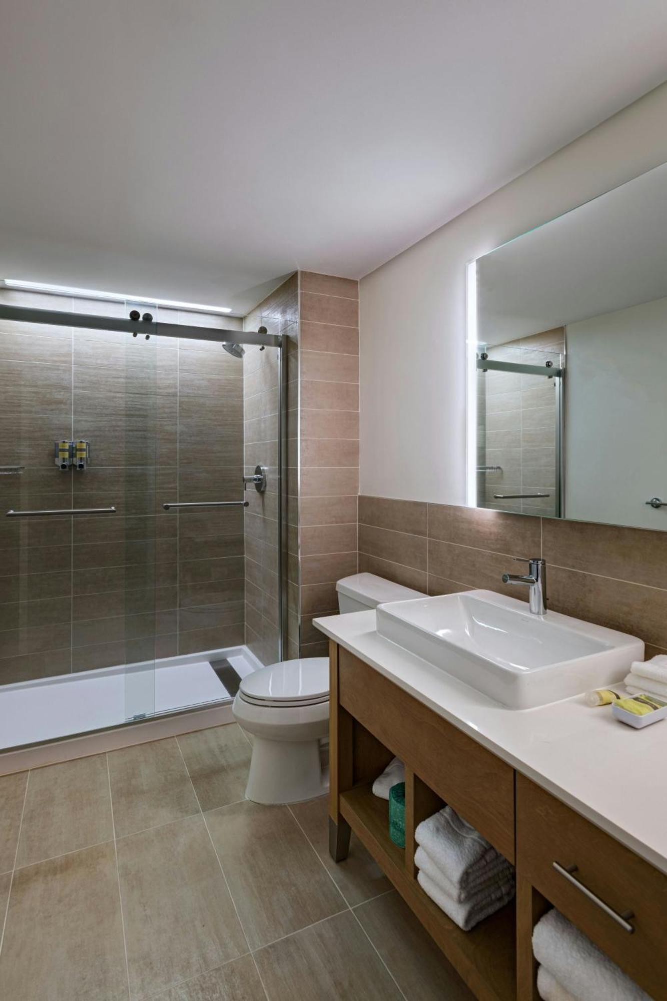 Hotel Element