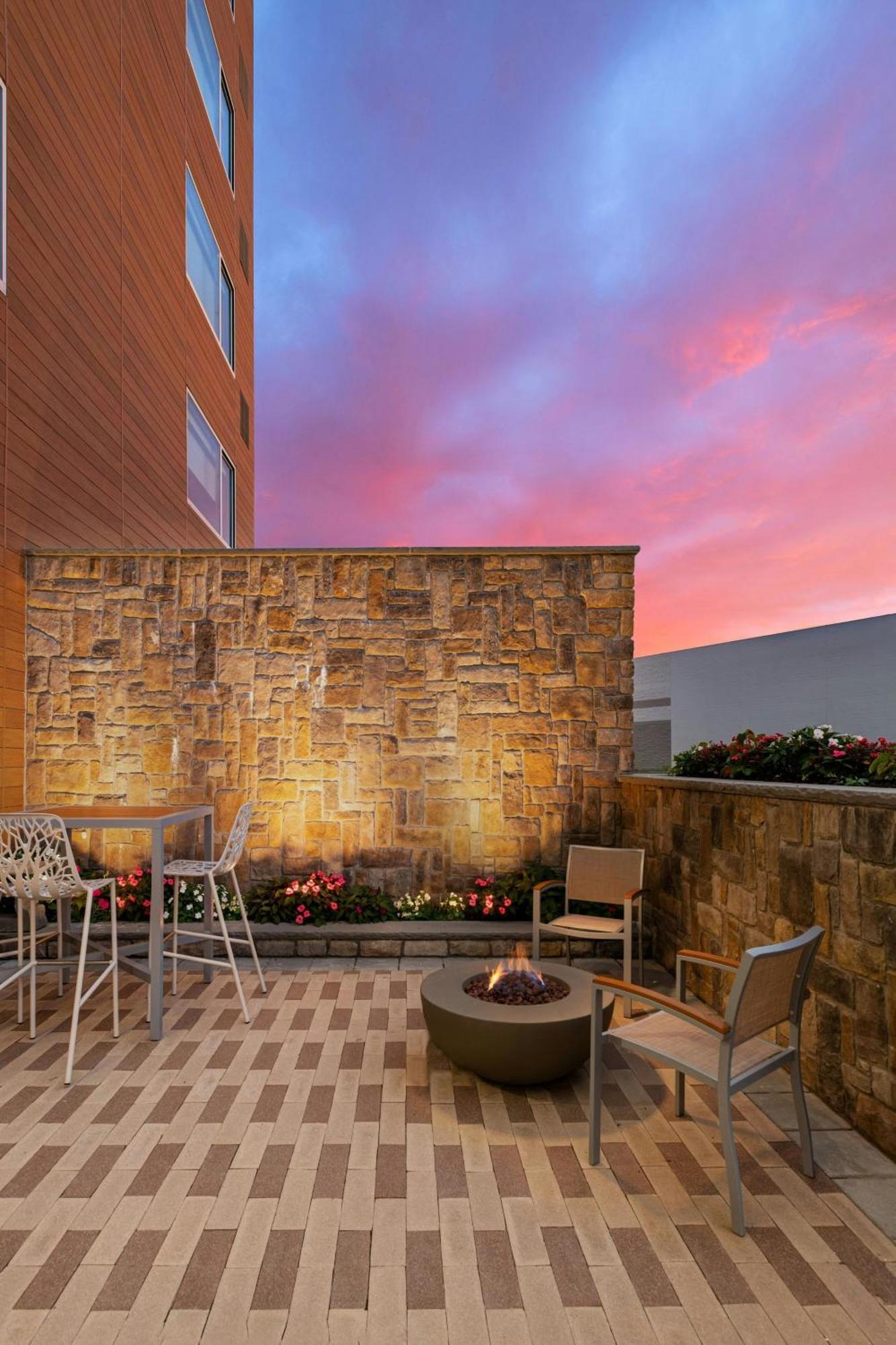Hotel Element 3*
