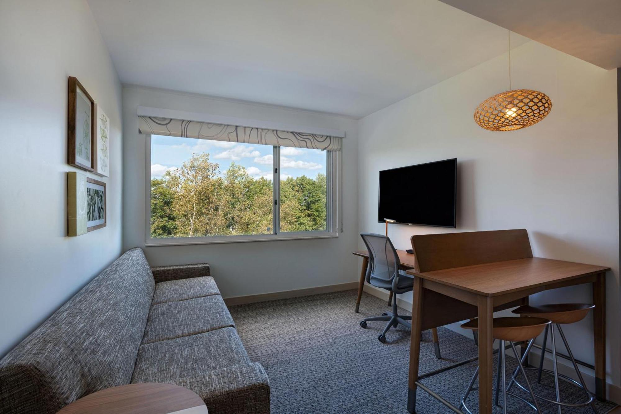 Element Hotel Spring Valley